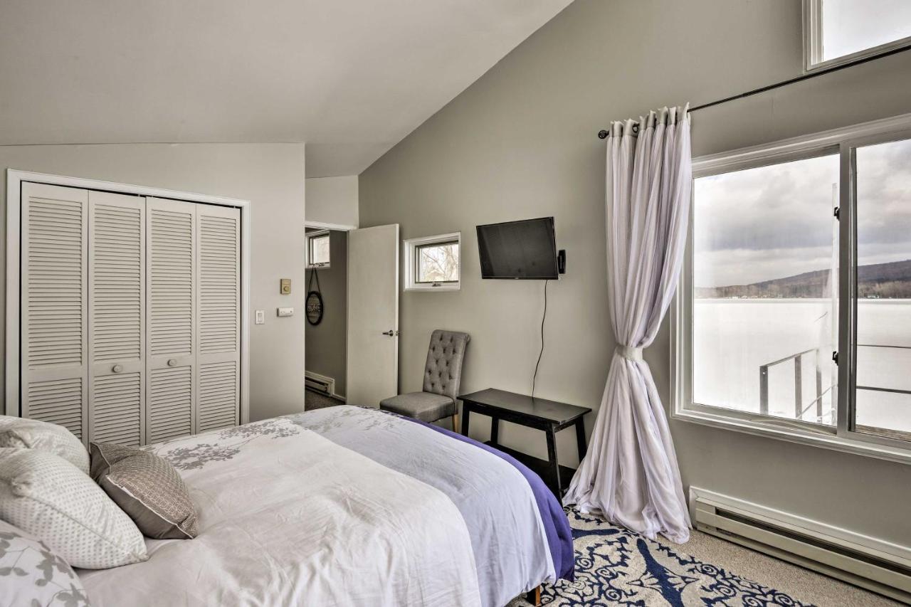 Waterfront Deruyter Home With Private Dock! New Woodstock Экстерьер фото